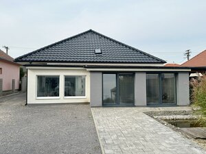 Na predaj : zrekonštruovaný , pekný , rodinný dom , Branč — foto 13
