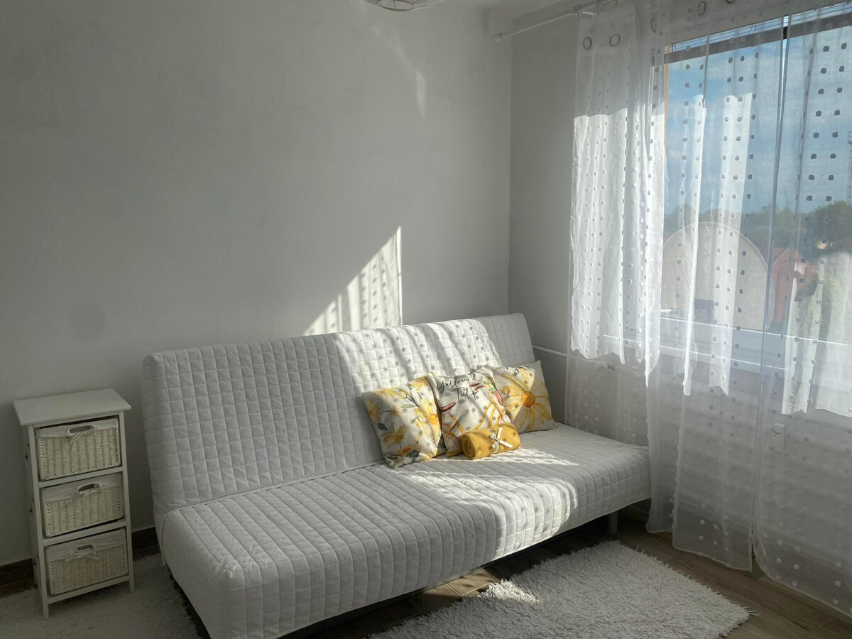PRENÁJOM: zariadená garsónka na VII.sídlisku — foto 3
