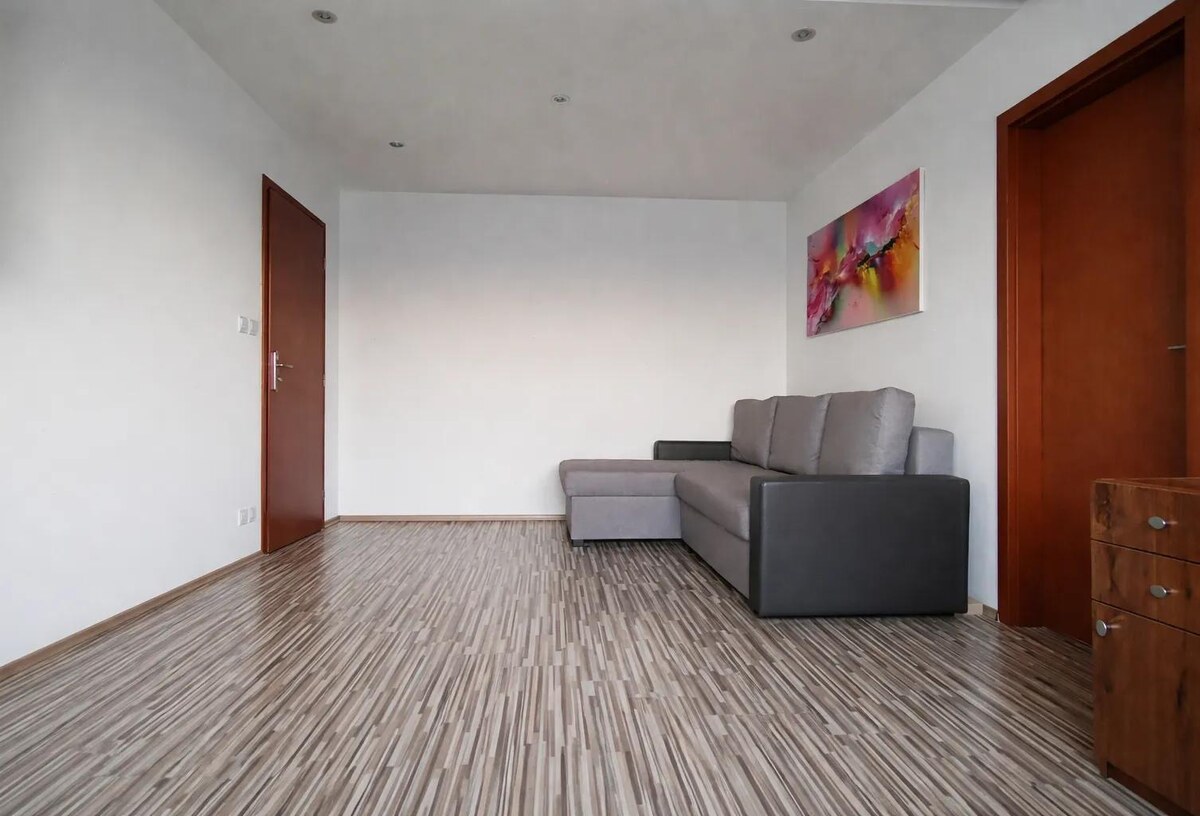 Predaj! slnečný 2 izbový byt 50 m² - Nábrežie - Liptovský Mikuláš — foto 9
