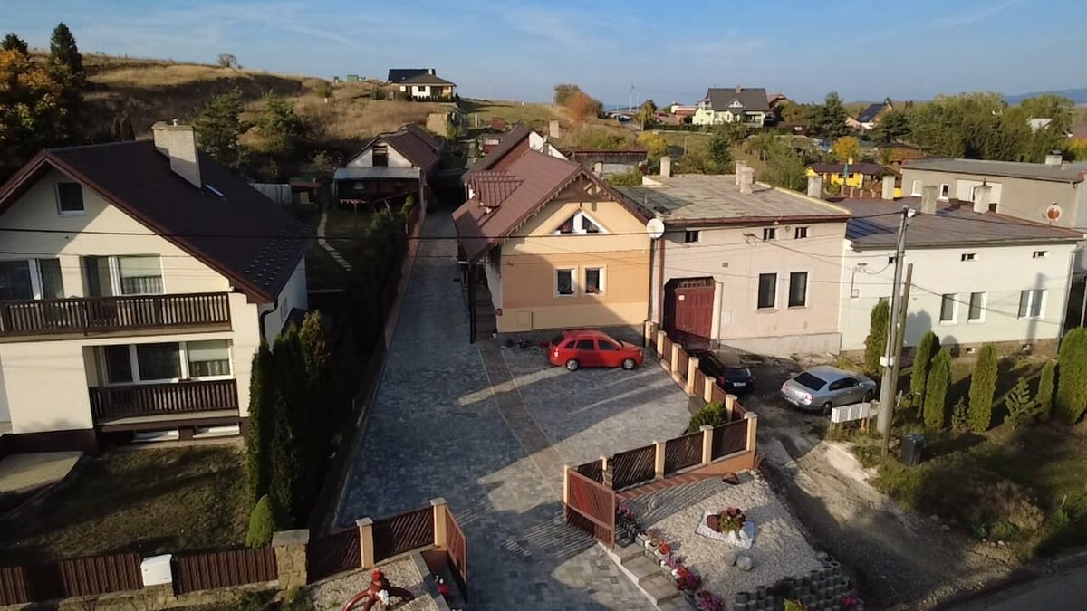 Rodinný dom Komplet moderne a pekne zrekonštruovaný Poprad -  Žakovce