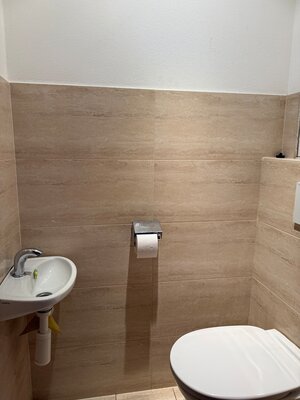PREDAJ: rekonštruovaný 3 izb.byt s lodžiou na ul. Tulská - B. Bystrica — foto 12
