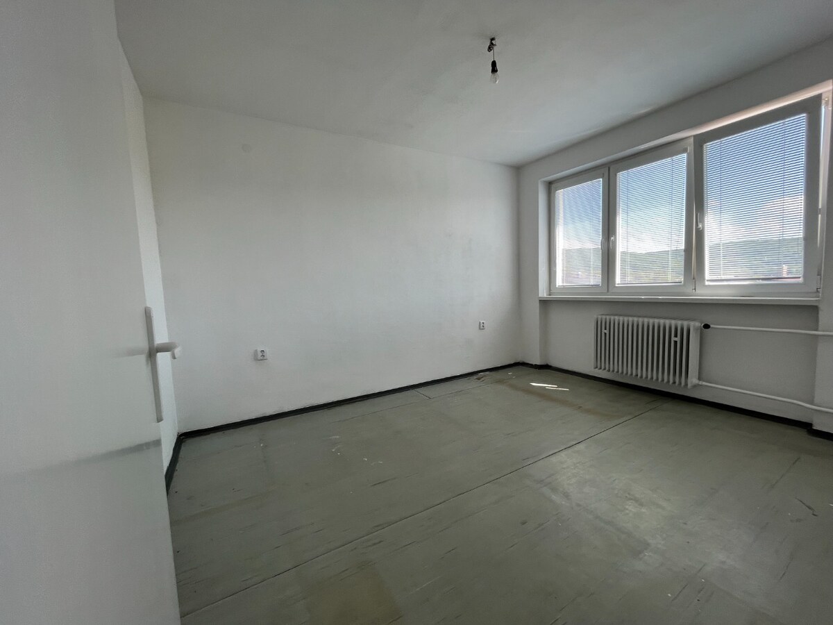 PREDAJ: 3 izbový byt 74 m2 s lodžiou, 2/3 posch. RAKYTOVCE — foto 15