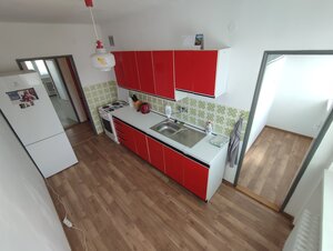 PREDAJ: 3 izbový byt 74 m2 s lodžiou, 2/3 posch. RAKYTOVCE — foto 4