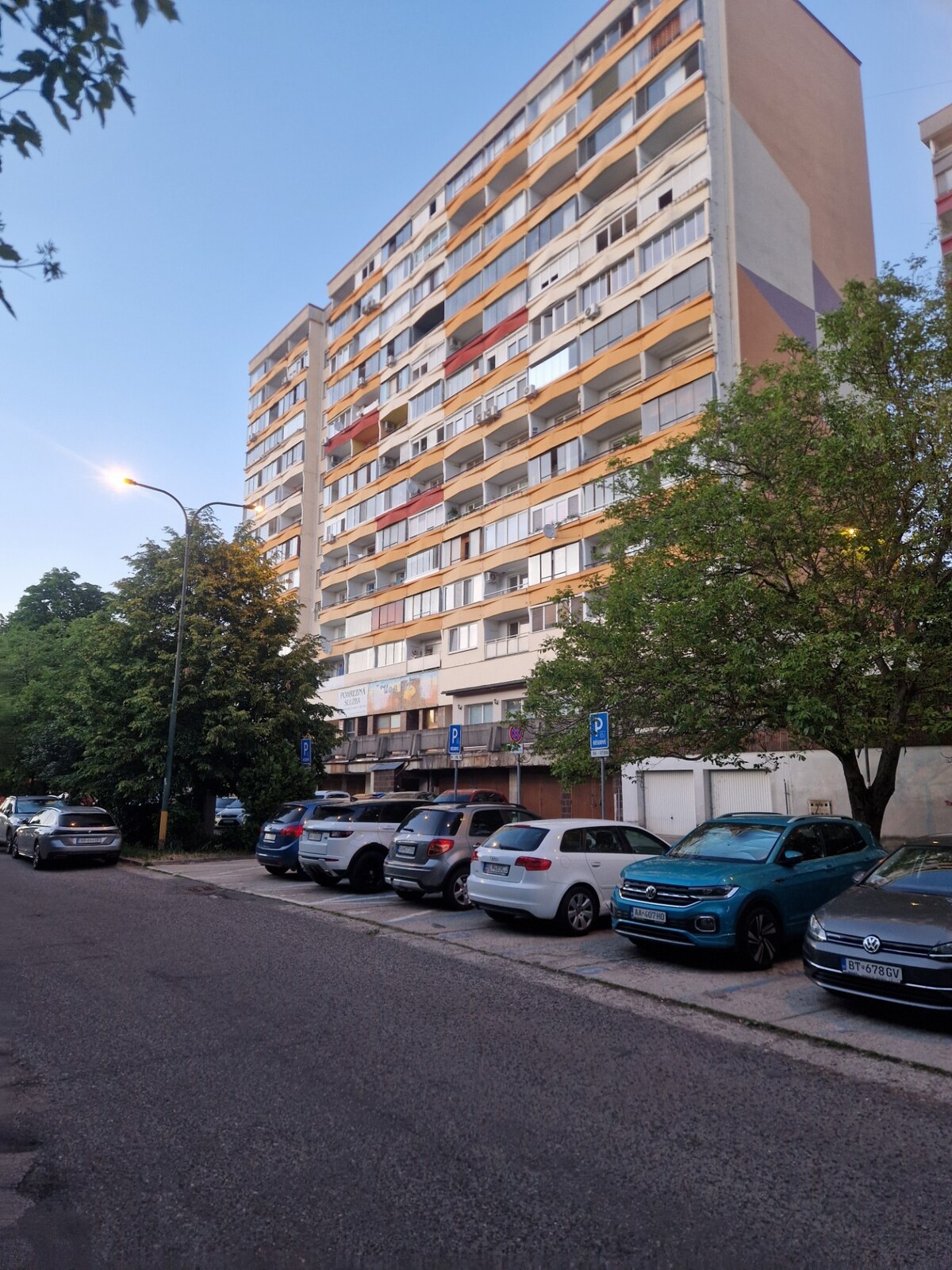 Nebytový priestor 150 m2, Petržalka - Jasovská