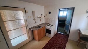 OKAMŽITE OBÝVATEĽNÝ RODINNÝ DOM, pozemok 290m2,  MEDZIBROD — foto 12