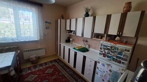 OKAMŽITE OBÝVATEĽNÝ RODINNÝ DOM, pozemok 290m2,  MEDZIBROD — foto 5