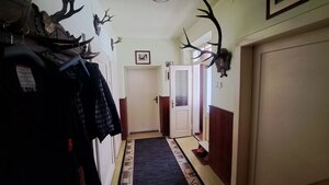 OKAMŽITE OBÝVATEĽNÝ RODINNÝ DOM, pozemok 290m2,  MEDZIBROD — foto 9
