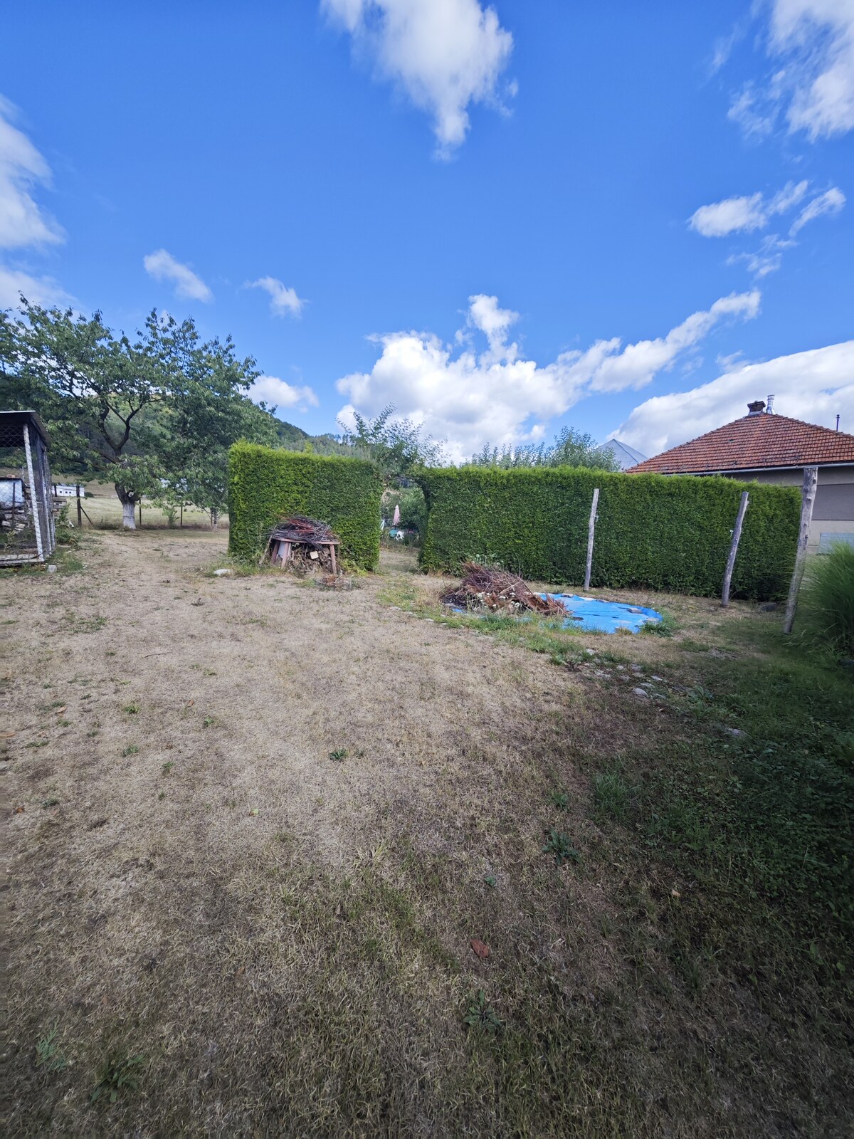 PRIESTRANNÝ RODINNÝ DOM PO REKONŠTRUKCII s pozemkom 1.113 m² — foto 17