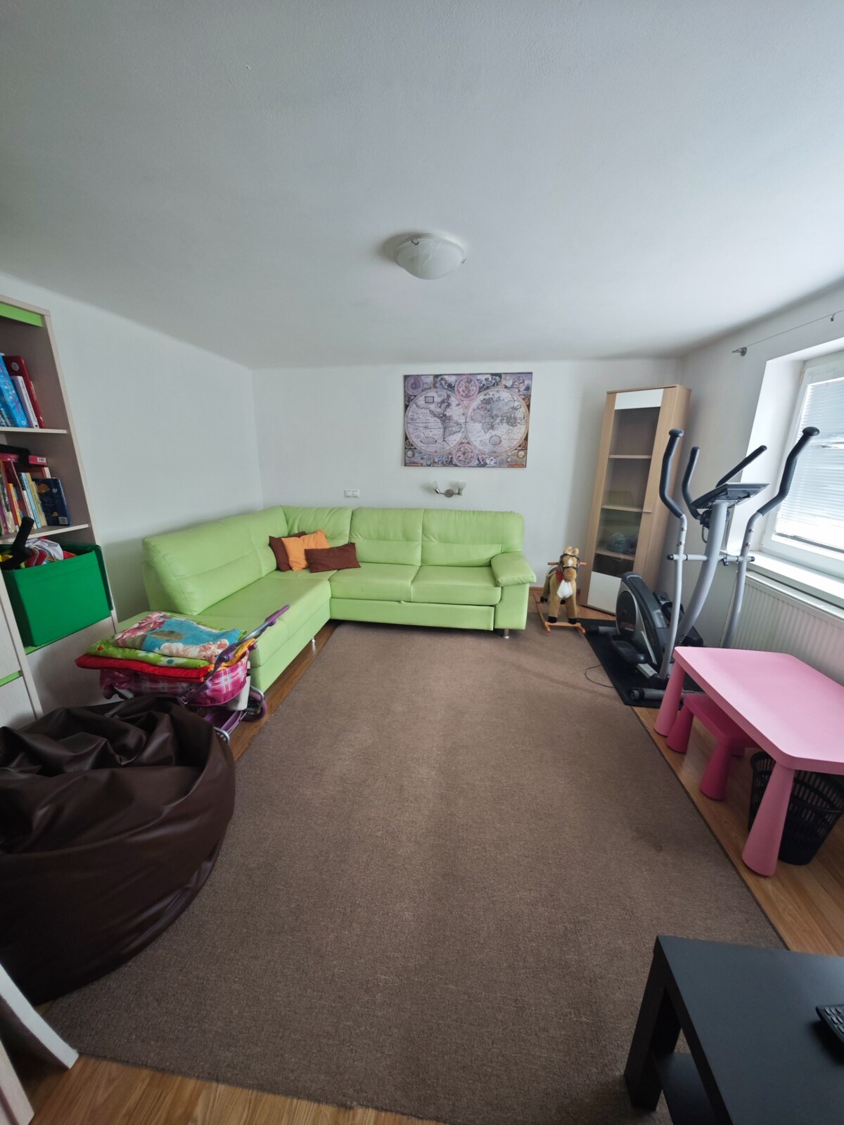 PRIESTRANNÝ RODINNÝ DOM PO REKONŠTRUKCII s pozemkom 1.113 m² — foto 5
