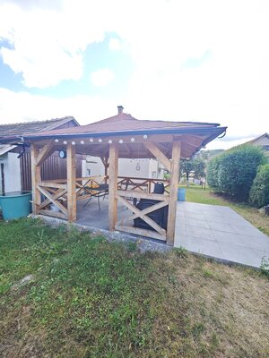 PRIESTRANNÝ RODINNÝ DOM PO REKONŠTRUKCII s pozemkom 1.113 m² — foto 16