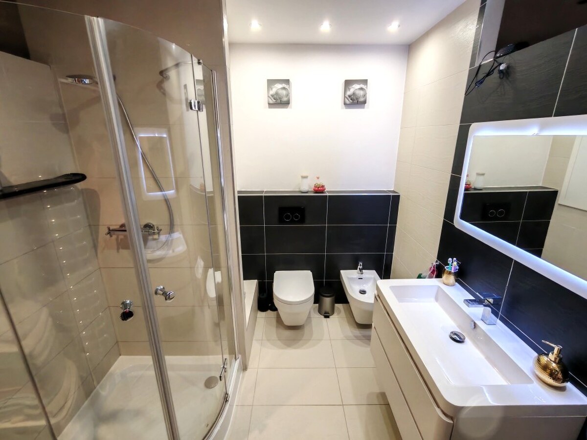 IBA U NÁS! Elegantný 3 izbový byt, lodžia,kompletná rekonštr.,Piešťany — foto 11