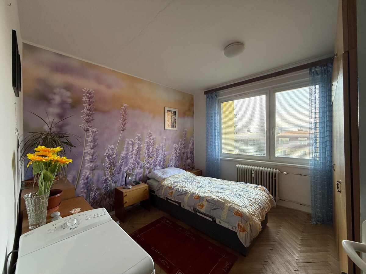 NA PREDAJ 3-IZBOVÝ BYT V PÚCHOVE – 70 m² | POKOJNÁ LOKALITA | BALKÓN — foto 11