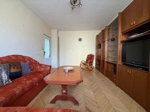 NA PREDAJ 3-IZBOVÝ BYT V PÚCHOVE – 70 m² | POKOJNÁ LOKALITA | BALKÓN — foto 1