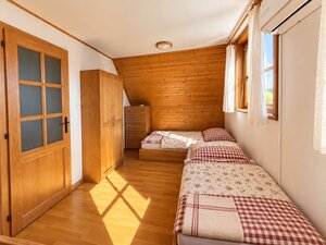 Predaj! Rekreačná  drevenica s vlastným pozemkom pri Liptovskej Mare — foto 14
