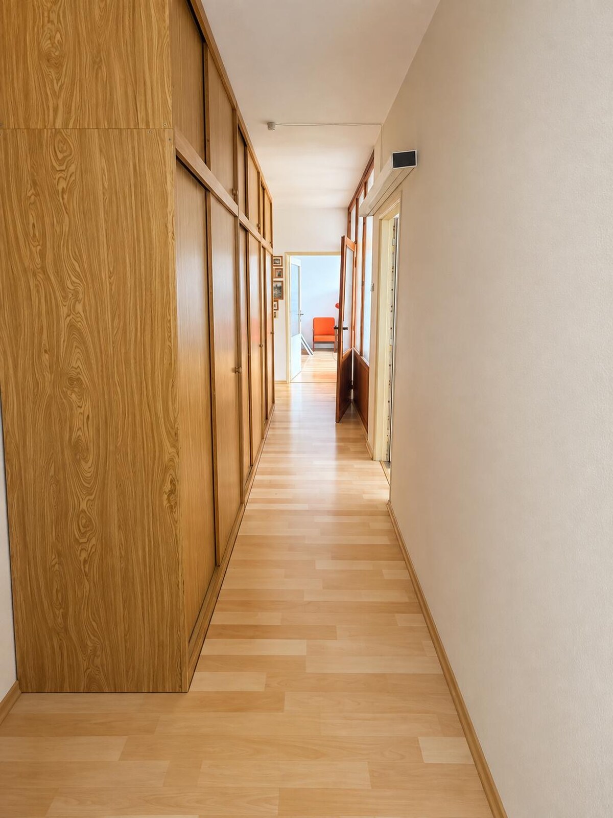 Predaj ! VÝNIMOČNÝ RODINNÝ DOM V LIPTOVSKEJ ONDRAŠOVEJ — foto 25