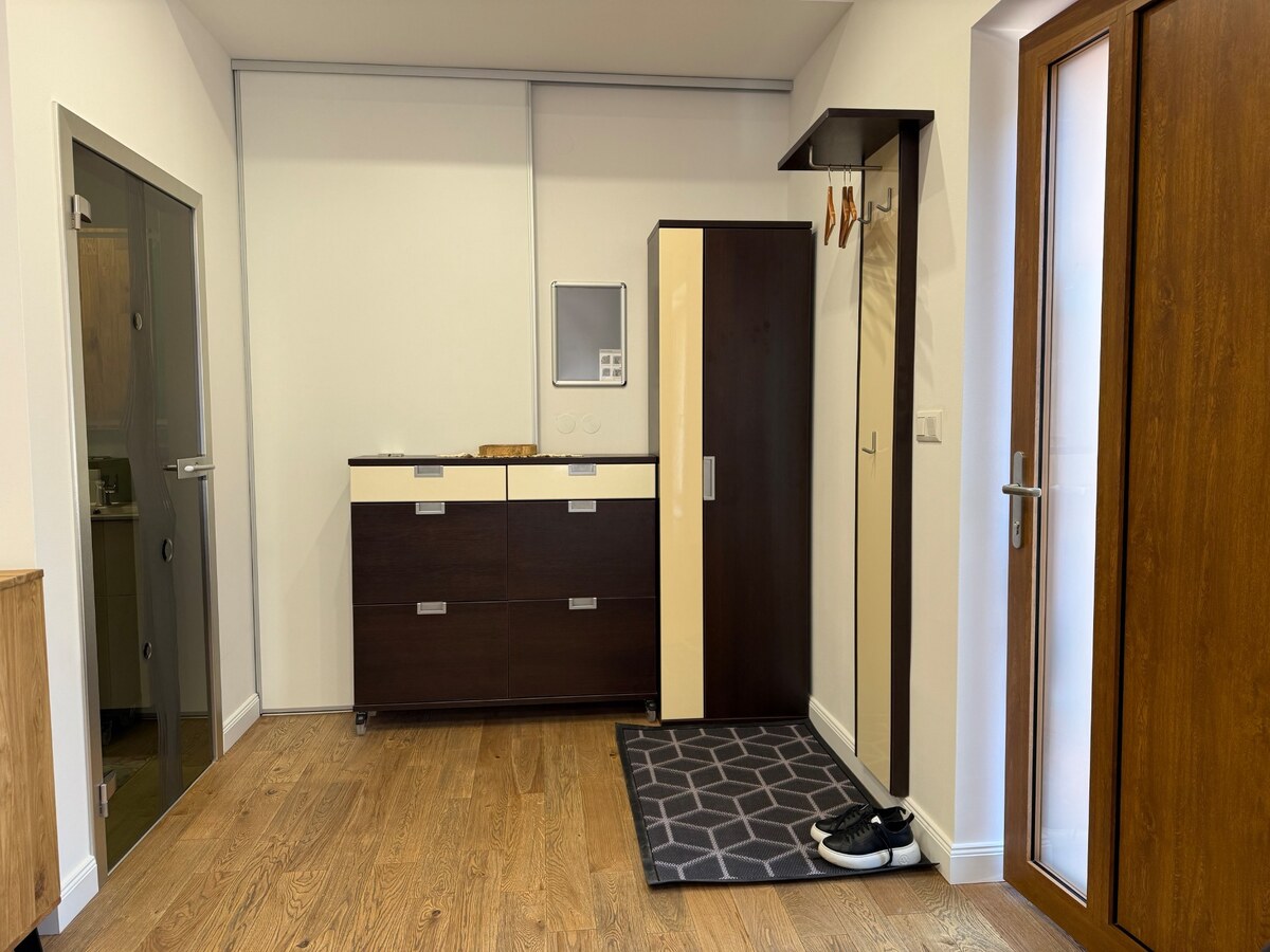 PRENÁJOM nadštandardný byt/apartmán, ul. Rudlovská cesta, centrum B.B. — foto 3