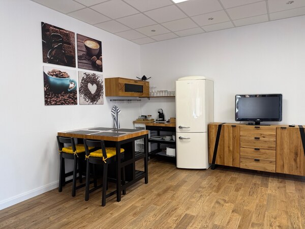 PRENÁJOM nadštandardný byt/apartmán, ul. Rudlovská cesta, centrum B.B.