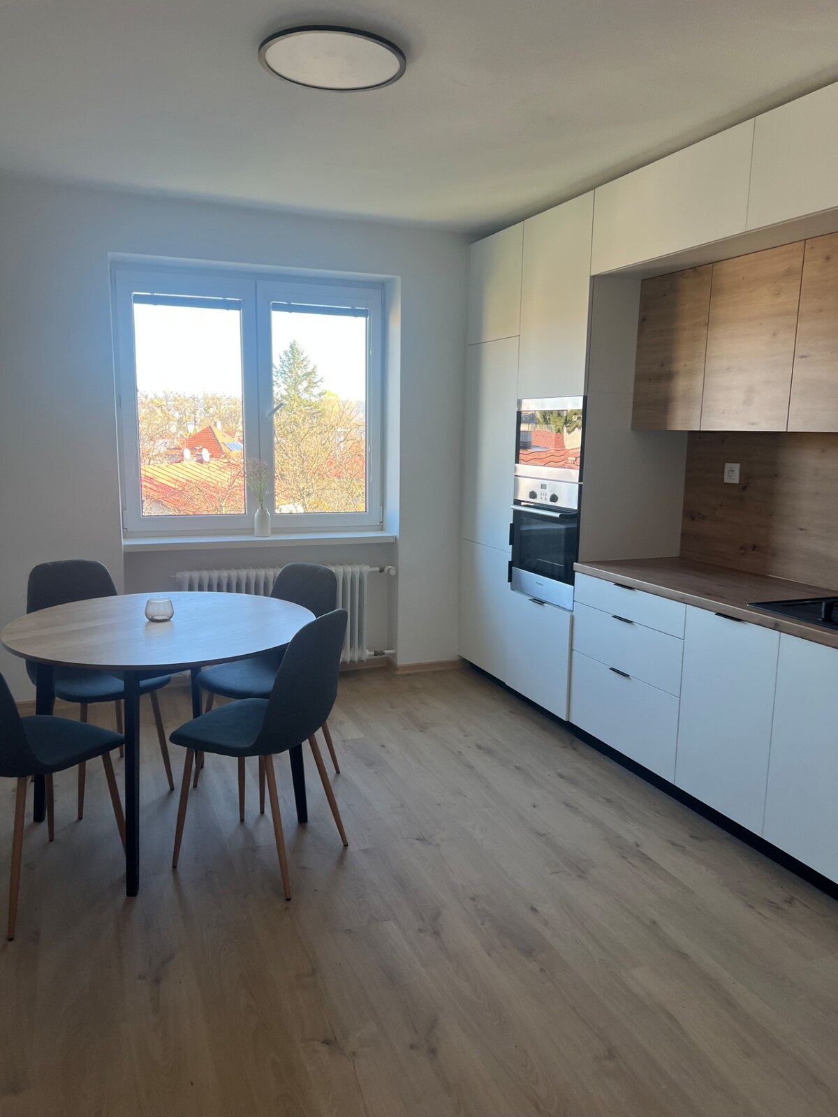 PRENÁJOM 2 + KK  byt, 55 m2 na ul. 9. mája, časť Uhlisko - B. Bystrica