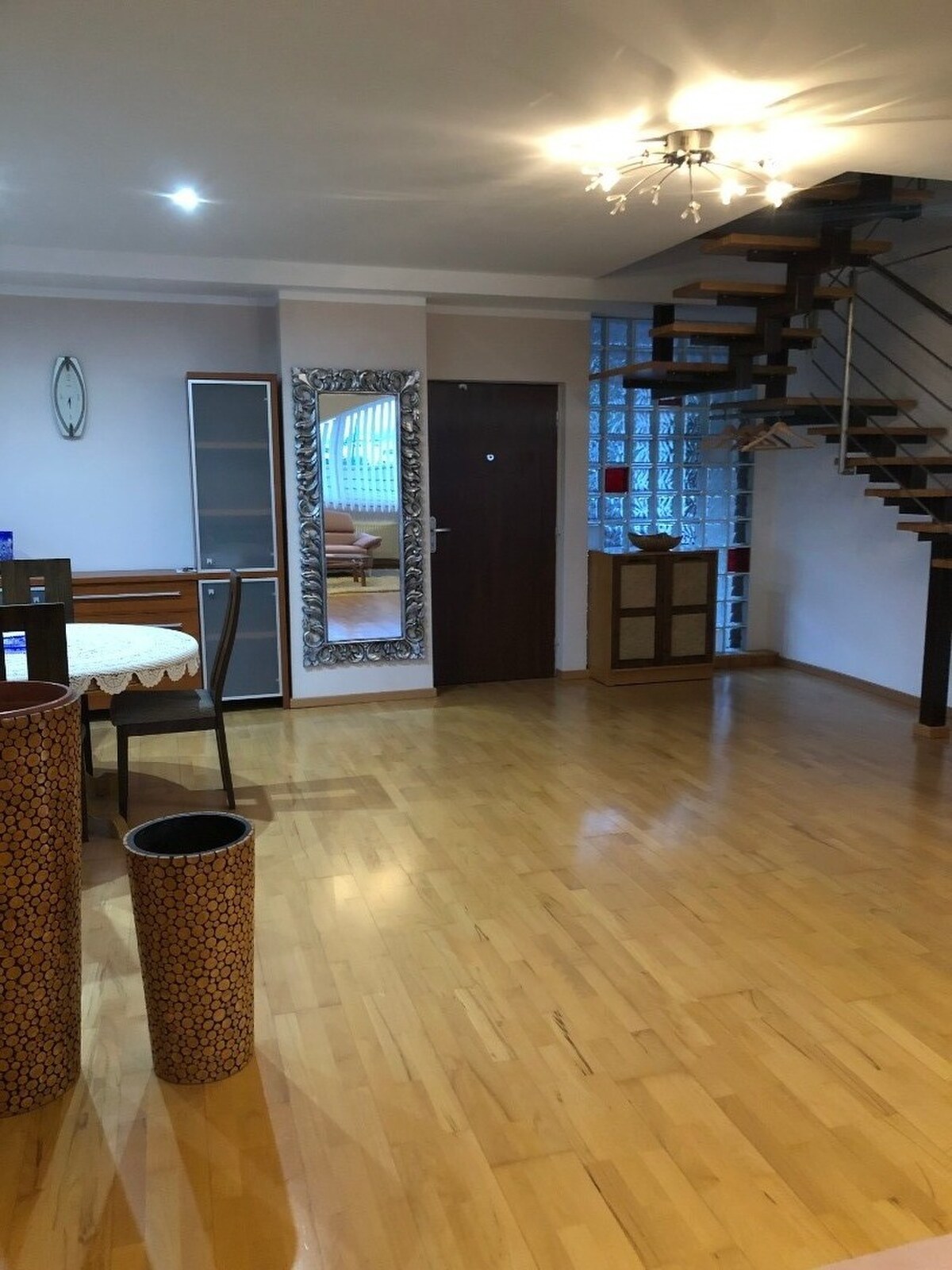 PRENÁJOM nadštandardný 4 izb., byt, ul. Rudlovská cesta, centrum B.B. — foto 5