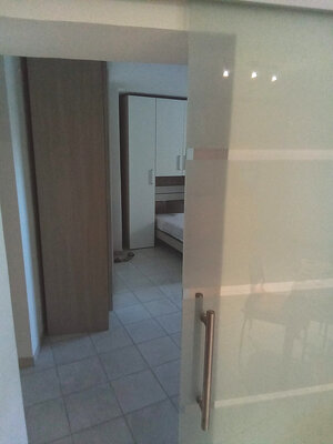 Výhodný zariadený apartmán, 2+kk, 57m2, 130m od pláže, Sardínia — foto 10