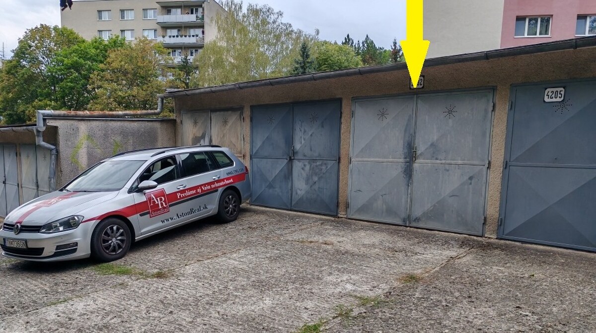 IBA U NÁS! Garáž, 17m2, Partizánska ul., Trenčín