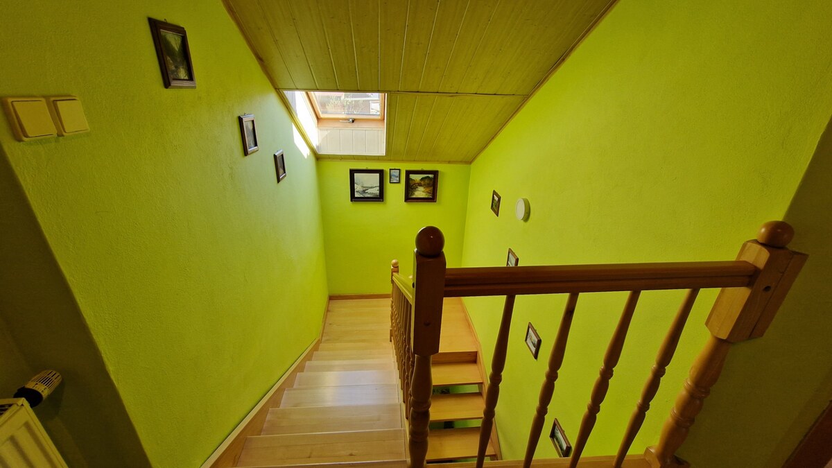 AstonReal: ponúka na predaj 6-izbový rodinný dom Spišský Štvrtok — foto 18