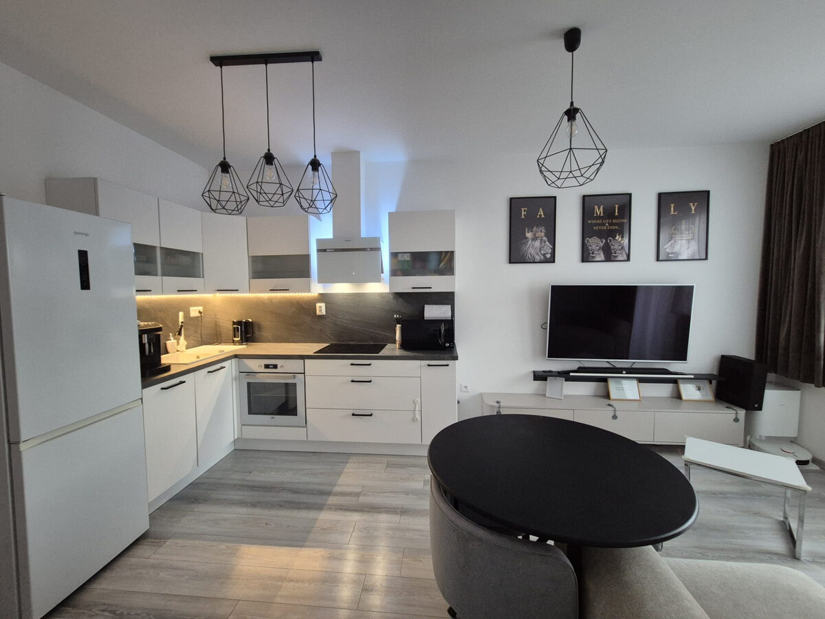Prenájom 3-izbový zariadený byt 65 m2 v Martine Priekope s 2 Balkónmi — foto 2
