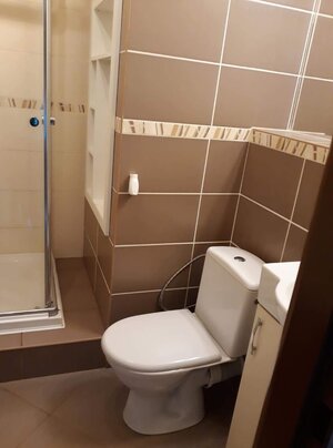 PRENÁJOM: 1-izbový byt s balkónom, 41 m2, komplet prerobený, THK — foto 6