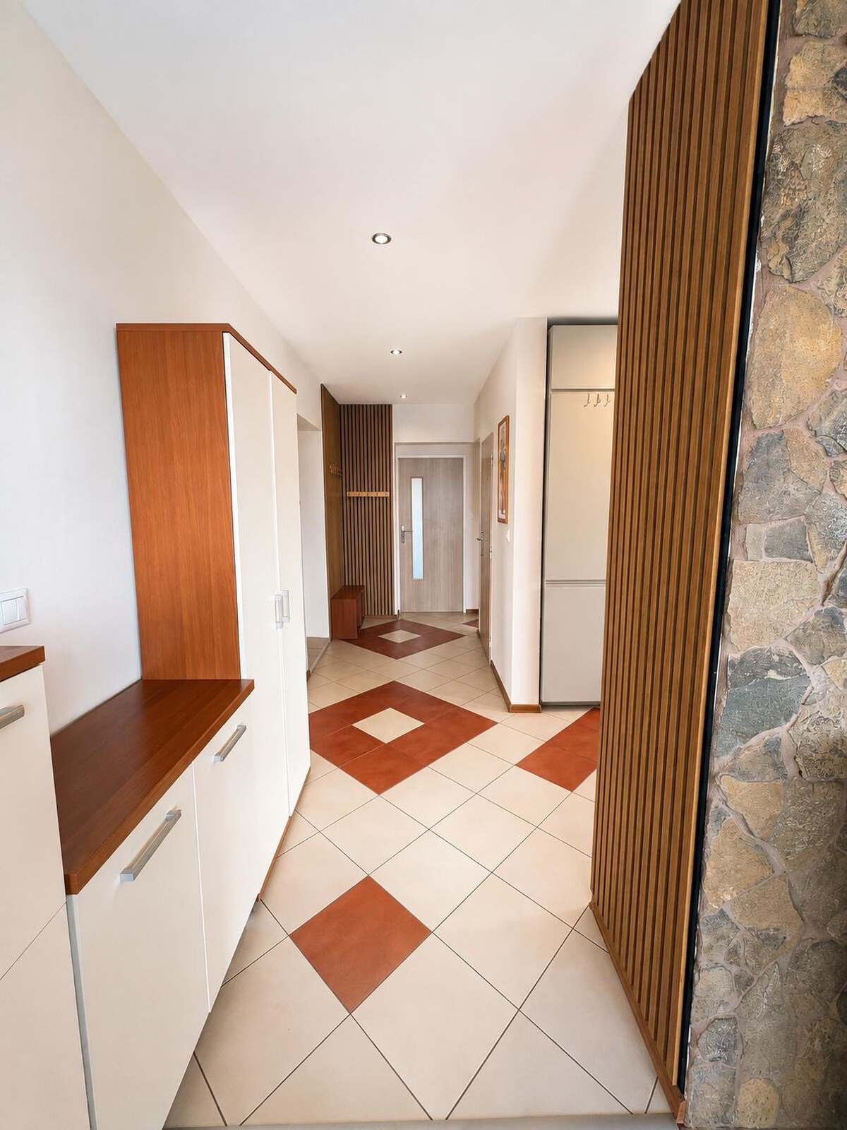 Predaj!   Elegantný 3-izbový byt na Nábreží v Liptovskom Mikuláši — foto 17