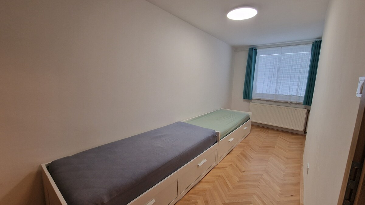 PRENÁJOM - VYSOKÉ TATRY- Pod Lesom  3-izb. byt 76 m2 , s balkónom — foto 17