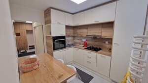 PRENÁJOM - VYSOKÉ TATRY- Pod Lesom  3-izb. byt 76 m2 , s balkónom — foto 4