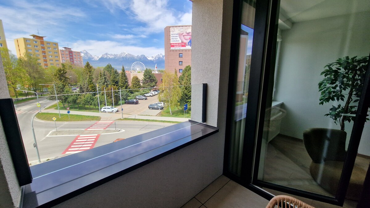 Exkluzívne 2 izbový byt POPRAD Karpatská, s garaž. st., balkón, 58 m2 — foto 12