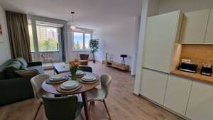 Exkluzívne 2 izbový byt POPRAD Karpatská, s garaž. st., balkón, 58 m2 — foto 11