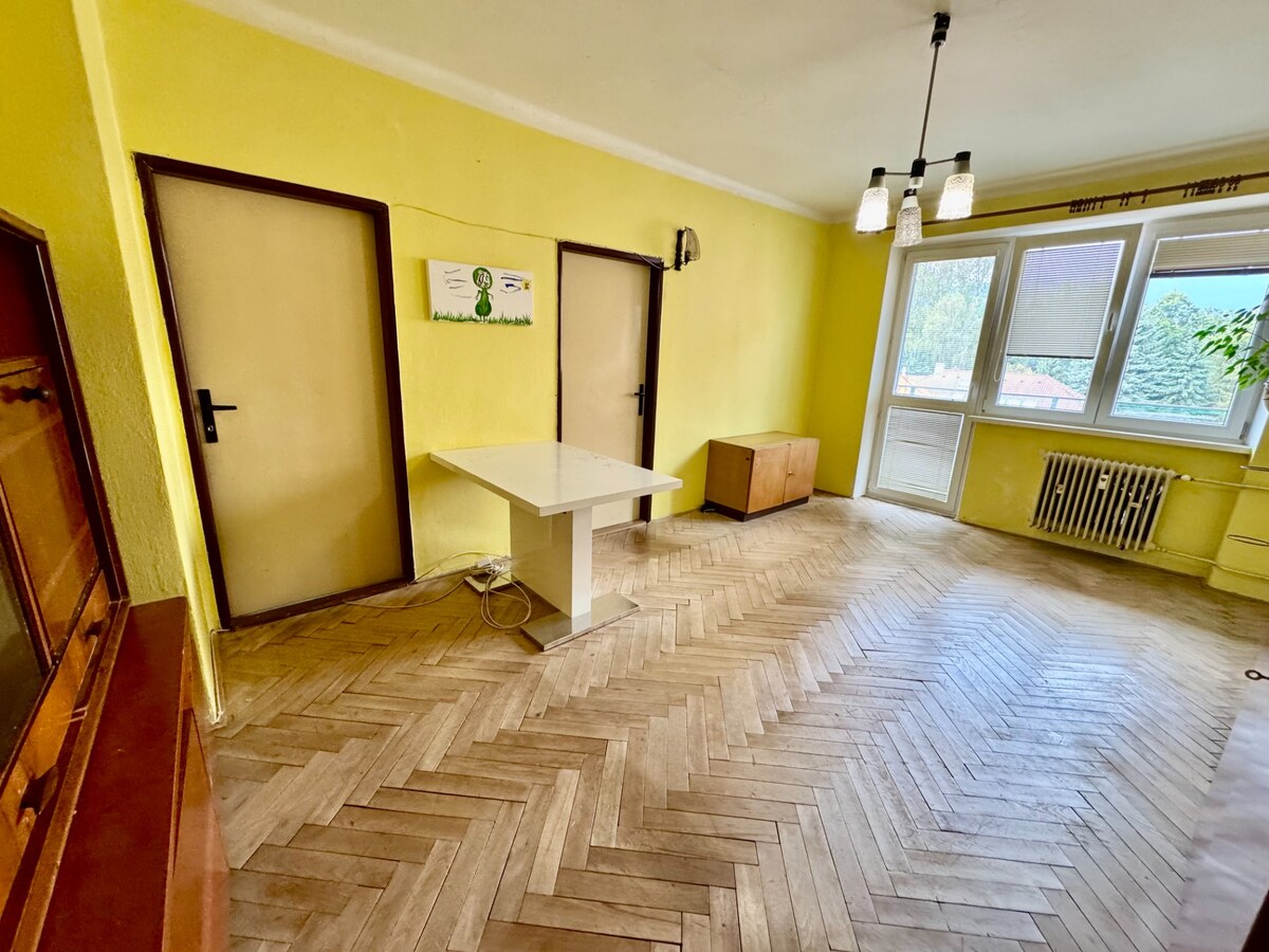 TEHLOVÝ 3-izbový byt, ul. ALEJA SLOBODY, 66 m2, 2.p., balkón, výťah — foto 2