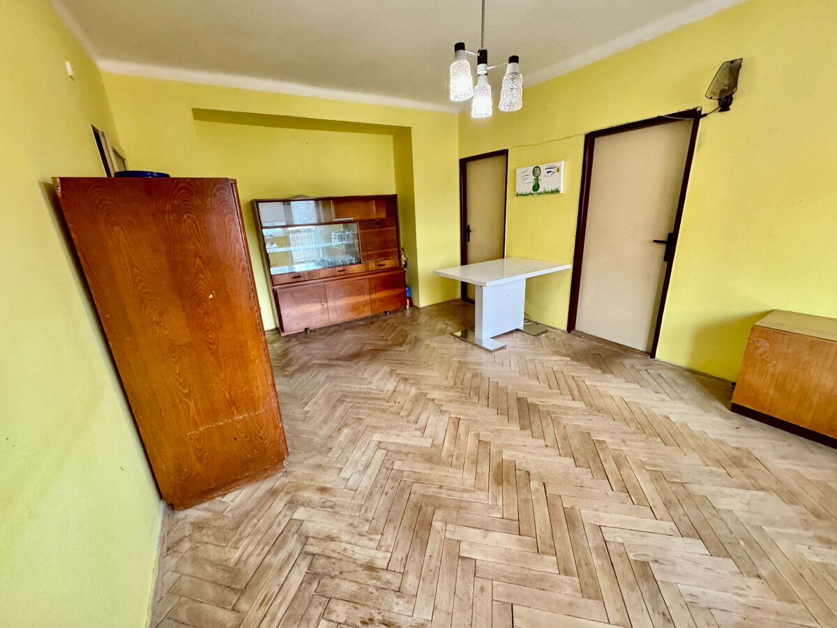 TEHLOVÝ 3-izbový byt, ul. ALEJA SLOBODY, 66 m2, 2.p., balkón, výťah — foto 4