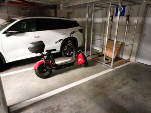 Parkovacie státie na motorku v garážach, Vrbenského, Bratislava-Rača — foto 4