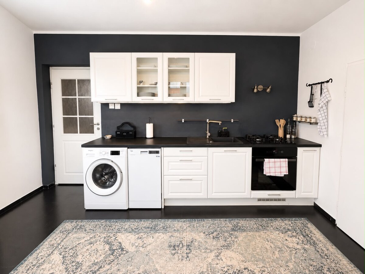 Prenájom ! Luxusný mestský byt 139 m² s atmosférou rodinného domu — foto 16