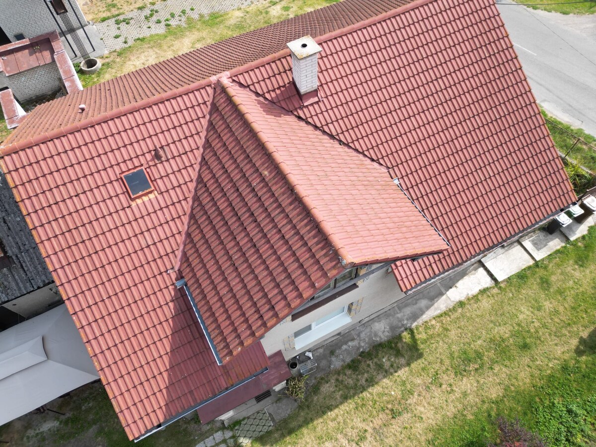 Predaj: Poschodový rodinný dom s veľkým pozemkom 900 m2 - BLATNICA — foto 13