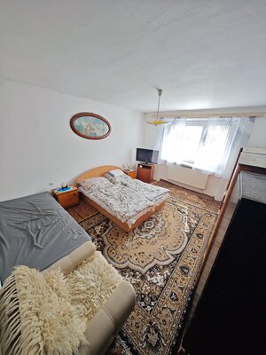Predaj: Poschodový rodinný dom s veľkým pozemkom 900 m2 - BLATNICA — foto 8