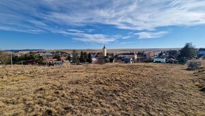 Stavebný pozemok 675m² Žakovce 18mx36m — foto 2