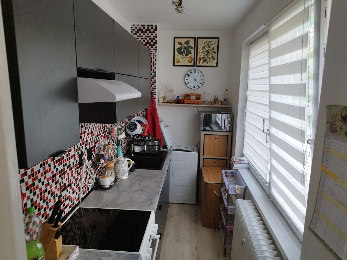 REZERVOVANÝ 2izbový byt, 46m2 + dve loggie, BANSKEJ BYSTRICI — foto 5