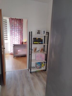 REZERVOVANÝ 2izbový byt, 46m2 + dve loggie, BANSKEJ BYSTRICI — foto 3