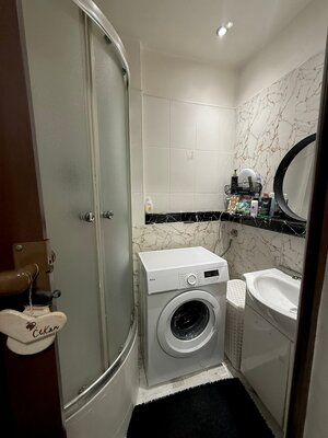 REZERVOVANÉ: 2 izb. byt, zrekonštruovaný, ul. J. Baníka - Zvolen — foto 7