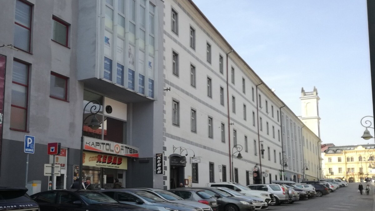 PRENÁJOM: Kancelárie 2x 50m2, Kapitulská ul.Banská Bystrica — foto 4