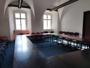 PRENÁJOM: Kancelárie 2x 50m2, Kapitulská ul.Banská Bystrica — foto 2