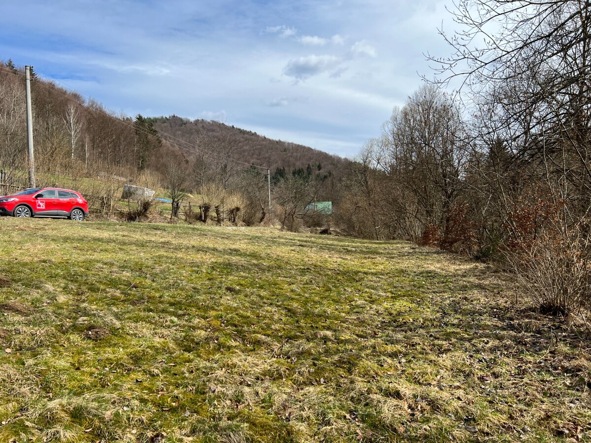 Rozľahlý rekreačný pozemok v tichom prostredí Javorníkov- 3.026 m2 — foto 5