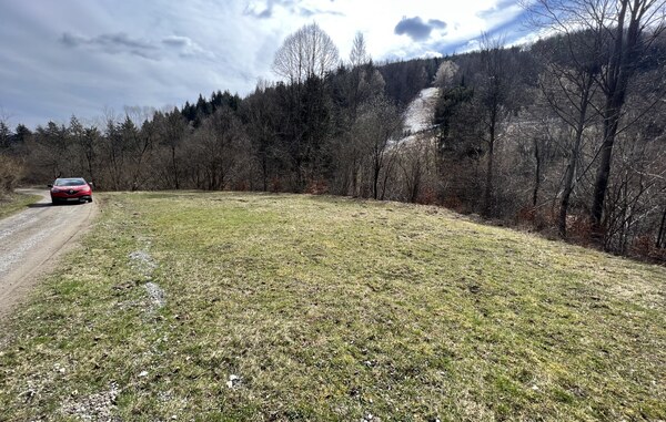 Rozľahlý rekreačný pozemok v tichom prostredí Javorníkov- 3.026 m2
