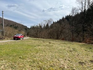 Rozľahlý rekreačný pozemok v tichom prostredí Javorníkov- 3.026 m2 — foto 3