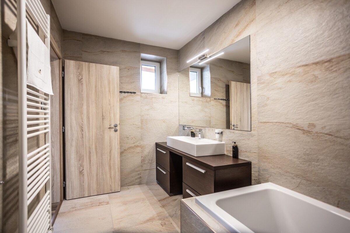 PREDAJ! exkluzívny 2-izbový byt 52 m² s terasou 35 m² v Demänovej — foto 5