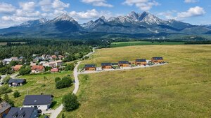 PREDAJ: Stavebný pozemok 1373 m2 - STARÁ LESNÁ, výhľad na TATRY — foto 3